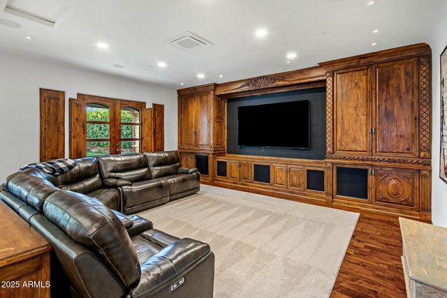 7533 N 70TH Street, Paradise Valley, AZ 85253