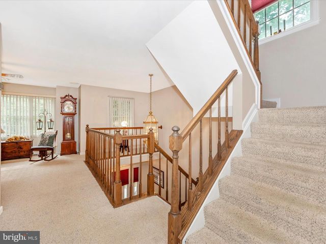 1017 LINDSAY LN, Hagerstown, MD 21742