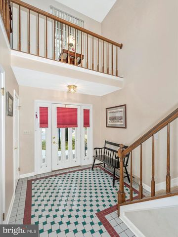 1017 LINDSAY LN, Hagerstown, MD 21742