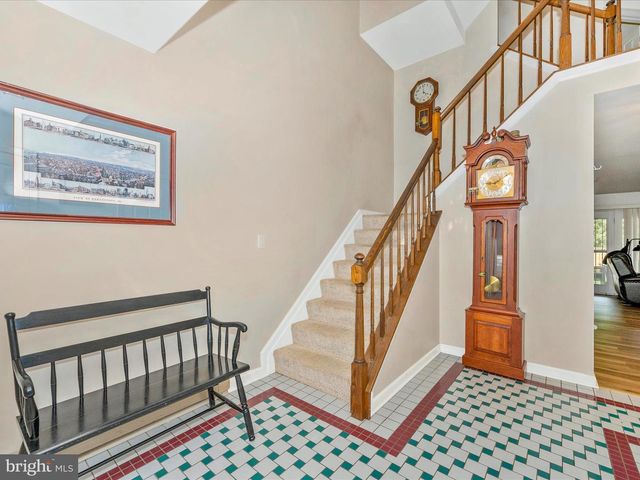 1017 LINDSAY LN, Hagerstown, MD 21742