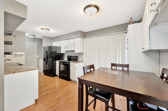 5709 Callen St, Wichita, KS 67220