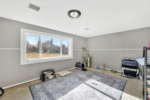 5709 Callen St, Wichita, KS 67220