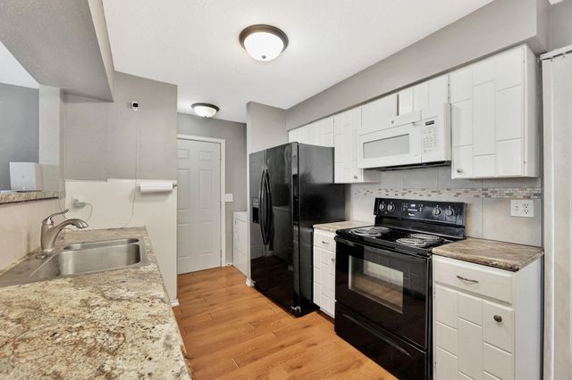 5709 Callen St, Wichita, KS 67220