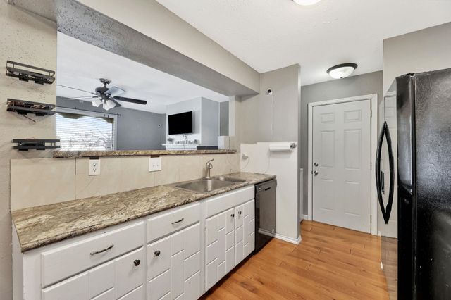 5709 Callen St, Wichita, KS 67220