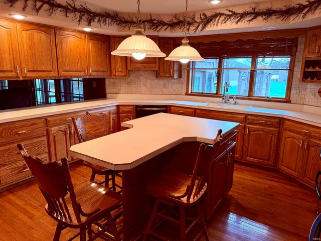 971 S Prairiewood Drive, Rochester, IN 46975