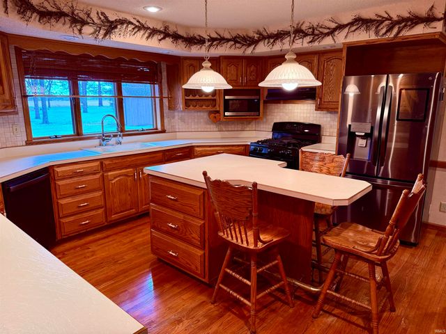 971 S Prairiewood Drive, Rochester, IN 46975