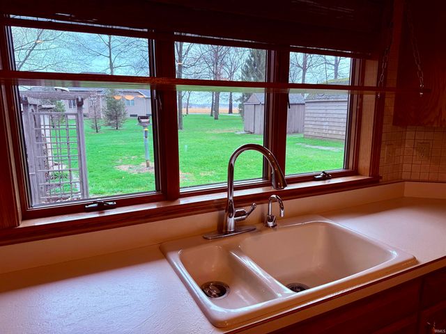 971 S Prairiewood Drive, Rochester, IN 46975