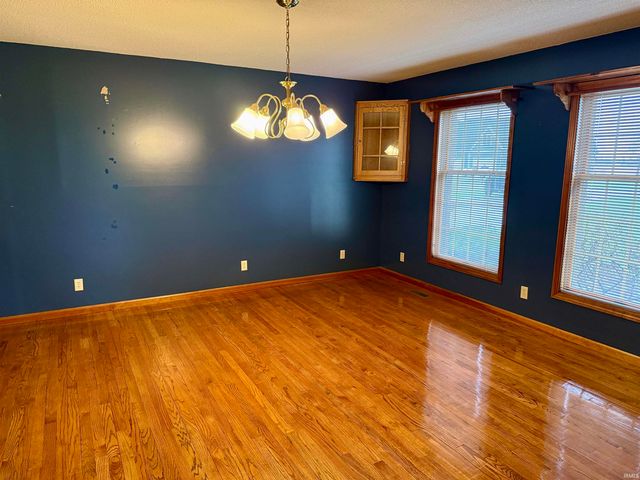 971 S Prairiewood Drive, Rochester, IN 46975