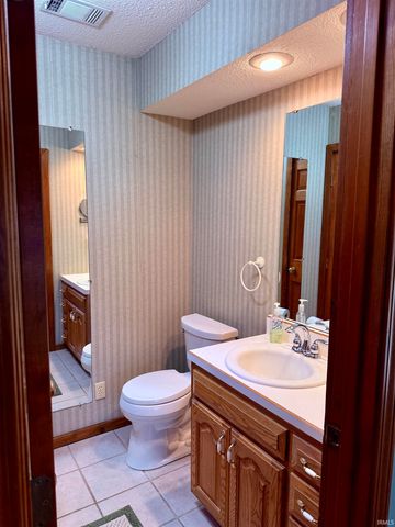 971 S Prairiewood Drive, Rochester, IN 46975