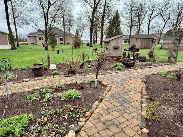 971 S Prairiewood Drive, Rochester, IN 46975