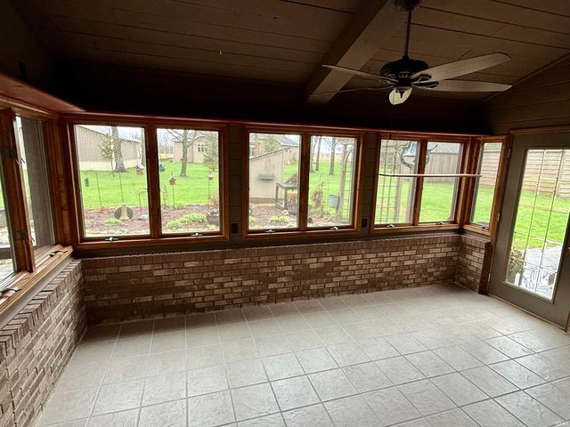 971 S Prairiewood Drive, Rochester, IN 46975