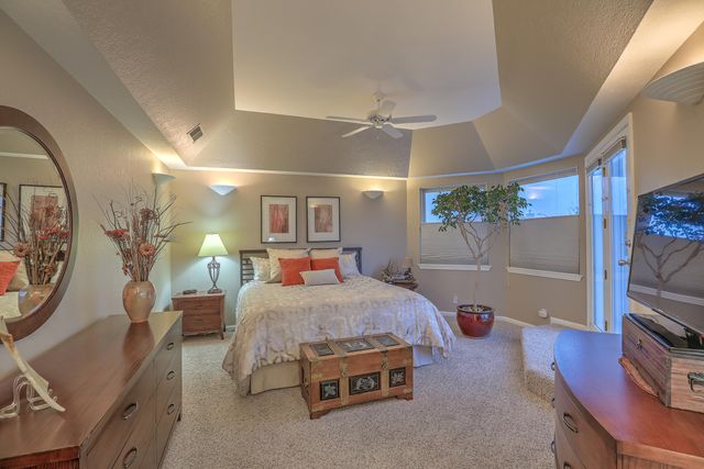 1728 Wells Drive NE, Albuquerque, NM 87112