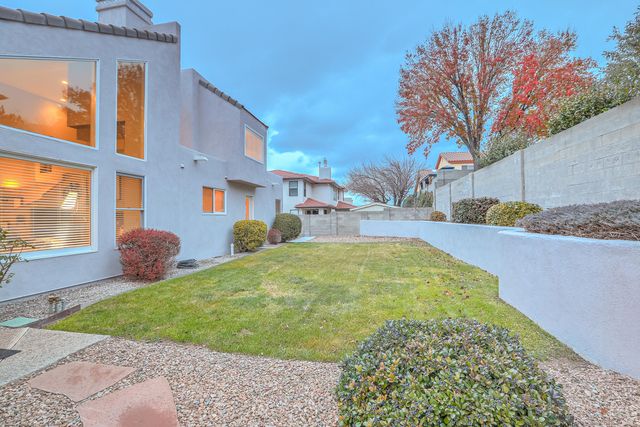 1728 Wells Drive NE, Albuquerque, NM 87112