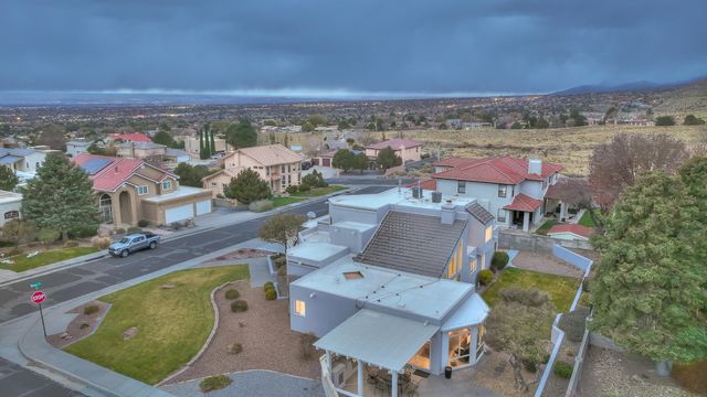 1728 Wells Drive NE, Albuquerque, NM 87112