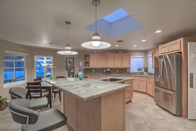 1728 Wells Drive NE, Albuquerque, NM 87112