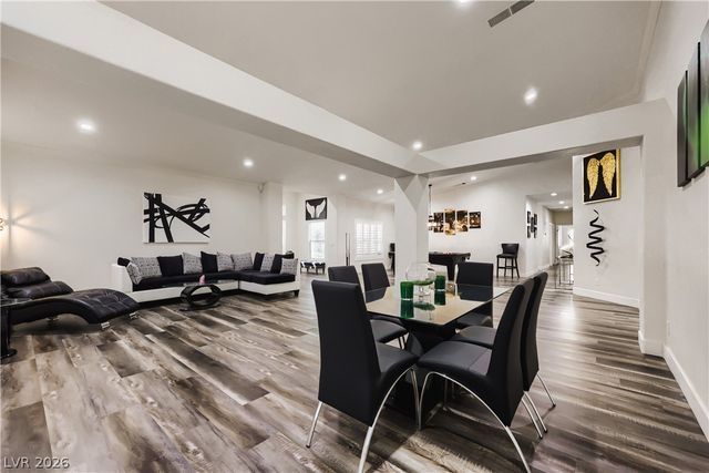 7400 Bisonwood Avenue, Las Vegas, NV 89131