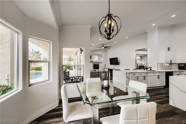 7400 Bisonwood Avenue, Las Vegas, NV 89131