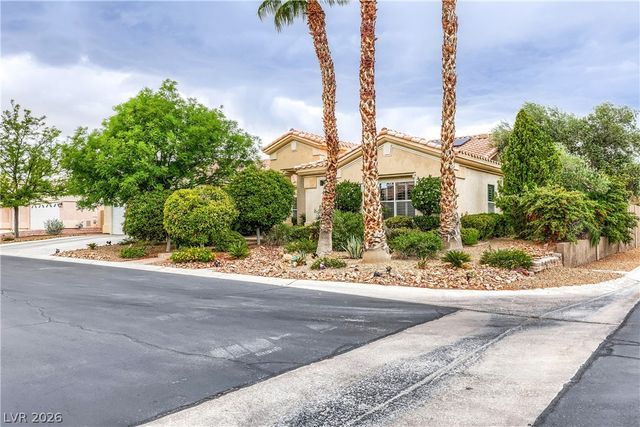 7400 Bisonwood Avenue, Las Vegas, NV 89131