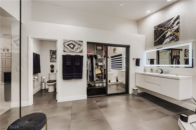 7400 Bisonwood Avenue, Las Vegas, NV 89131