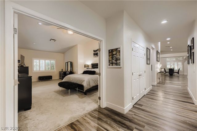 7400 Bisonwood Avenue, Las Vegas, NV 89131