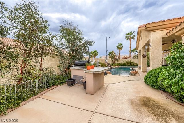 7400 Bisonwood Avenue, Las Vegas, NV 89131