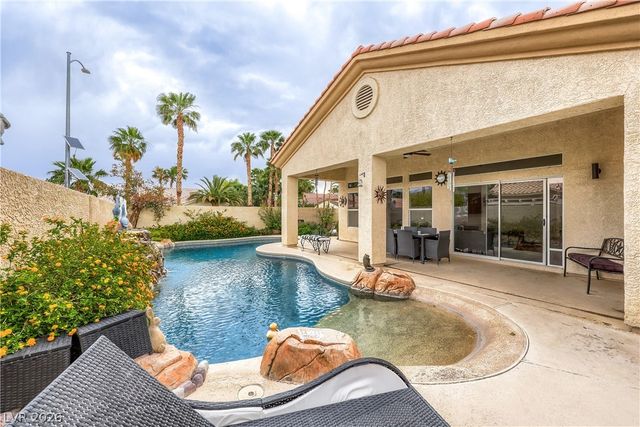 7400 Bisonwood Avenue, Las Vegas, NV 89131