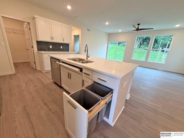 3010 N 166th Avenue, Omaha, NE 68116