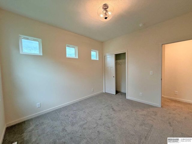 3010 N 166th Avenue, Omaha, NE 68116