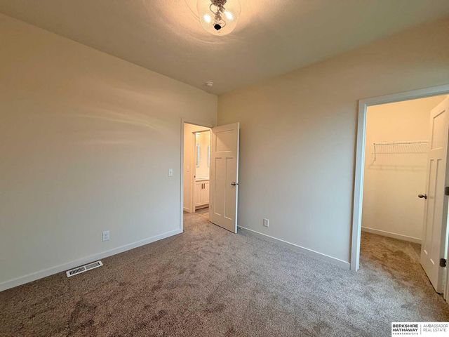 3010 N 166th Avenue, Omaha, NE 68116