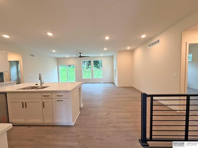 3010 N 166th Avenue, Omaha, NE 68116