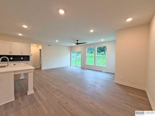 3010 N 166th Avenue, Omaha, NE 68116