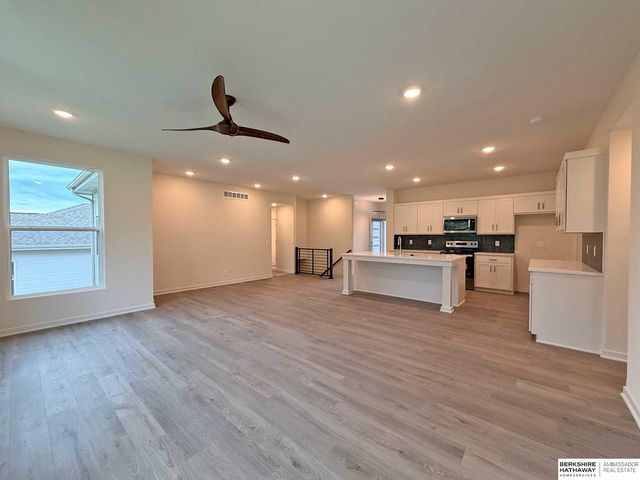 3010 N 166th Avenue, Omaha, NE 68116