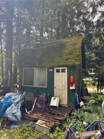 8460 Cimarron Way, Maple Falls, WA 98266