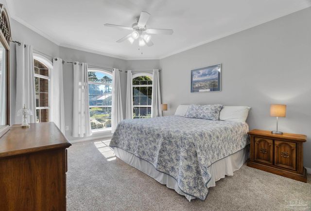 4062 Oak Pointe Dr, Gulf Breeze, FL 32563