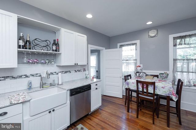 109 LEES AVE, Collingswood, NJ 08108