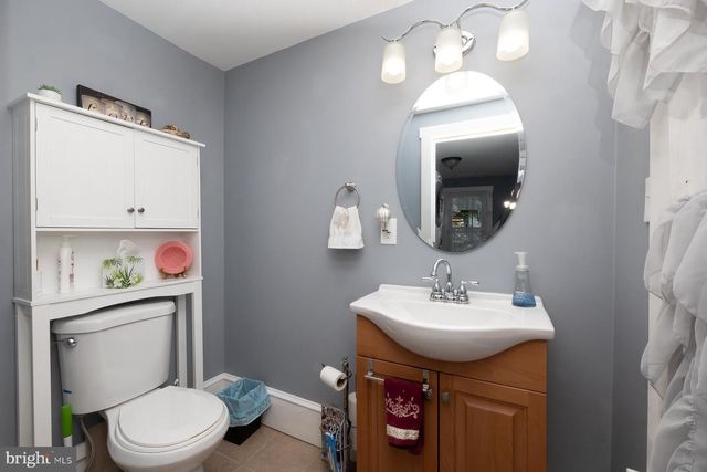109 LEES AVE, Collingswood, NJ 08108