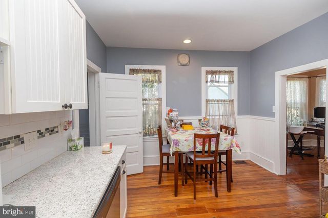 109 LEES AVE, Collingswood, NJ 08108