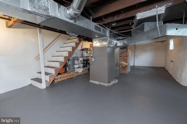 109 LEES AVE, Collingswood, NJ 08108