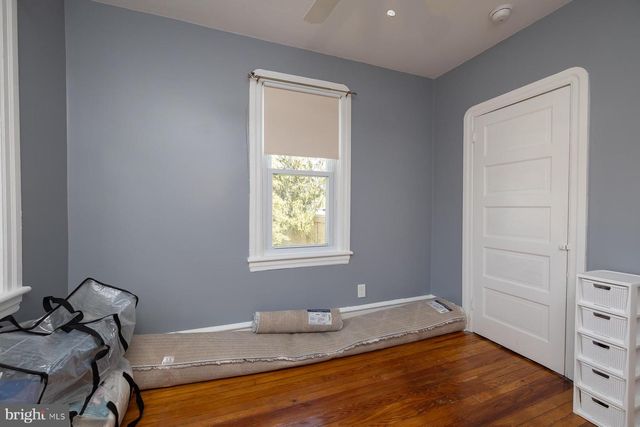 109 LEES AVE, Collingswood, NJ 08108