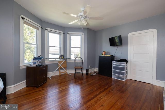 109 LEES AVE, Collingswood, NJ 08108