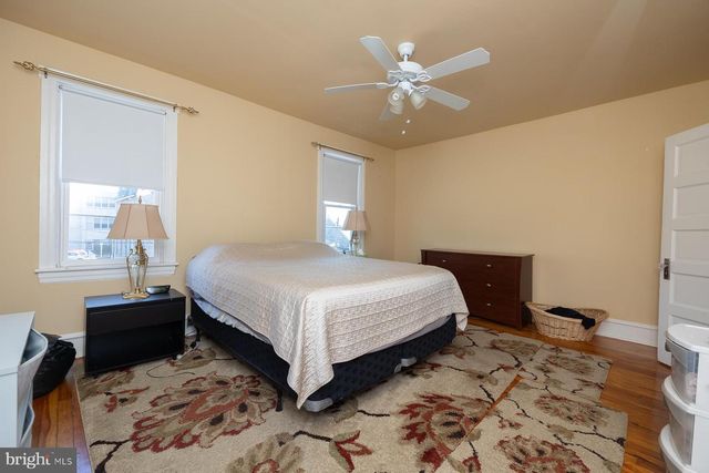 109 LEES AVE, Collingswood, NJ 08108