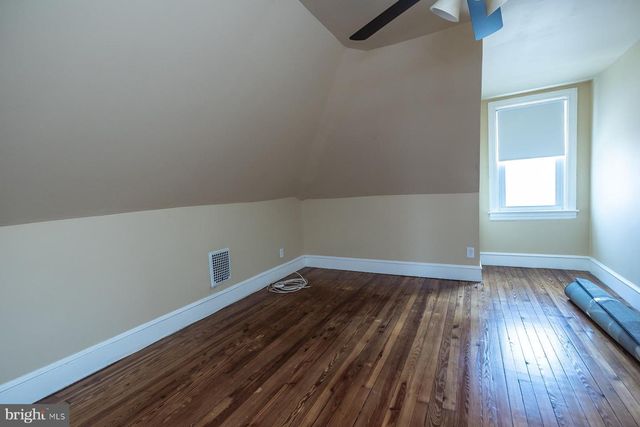 109 LEES AVE, Collingswood, NJ 08108