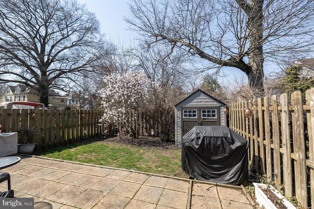 109 LEES AVE, Collingswood, NJ 08108