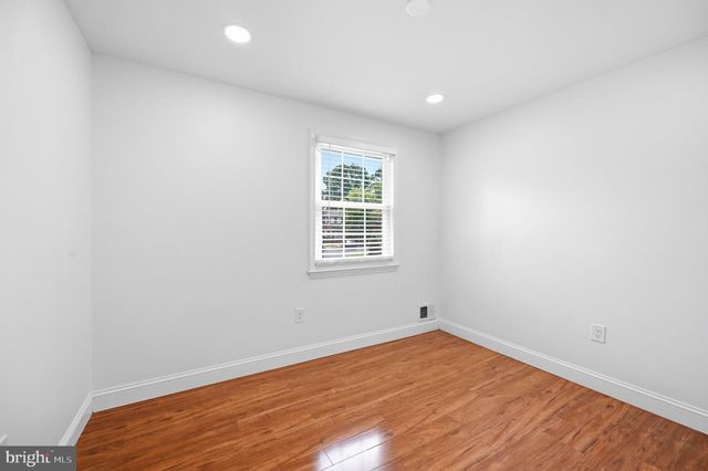 1214 FOX RUN PL, Woodbridge, VA 22191