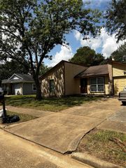 2123 Crosscoach Lane, Katy, TX 77449
