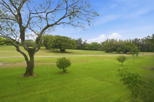 3100 N Palm Aire Drive 208, Pompano Beach, FL 33069