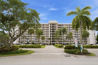 3100 N Palm Aire Drive 208, Pompano Beach, FL 33069