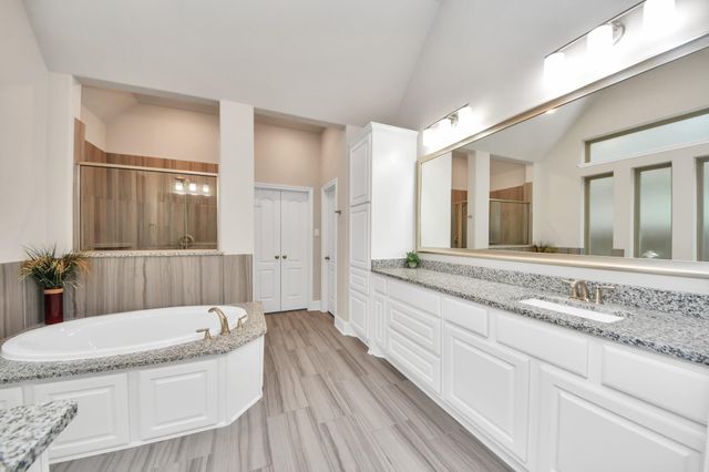 13814 Oakdale Glen Trace, Cypress, TX 77429