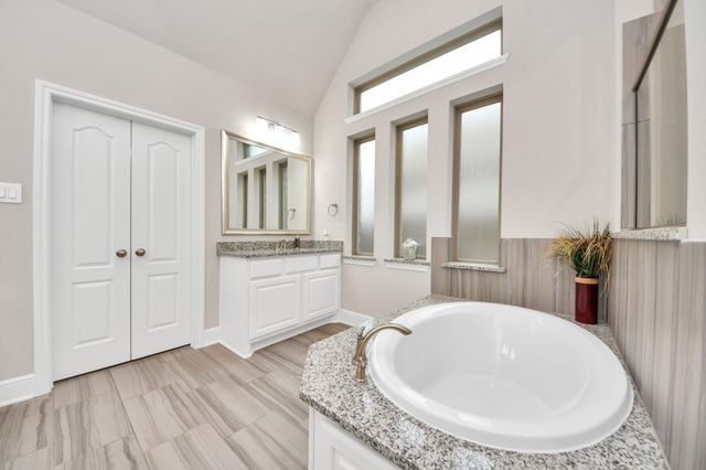 13814 Oakdale Glen Trace, Cypress, TX 77429