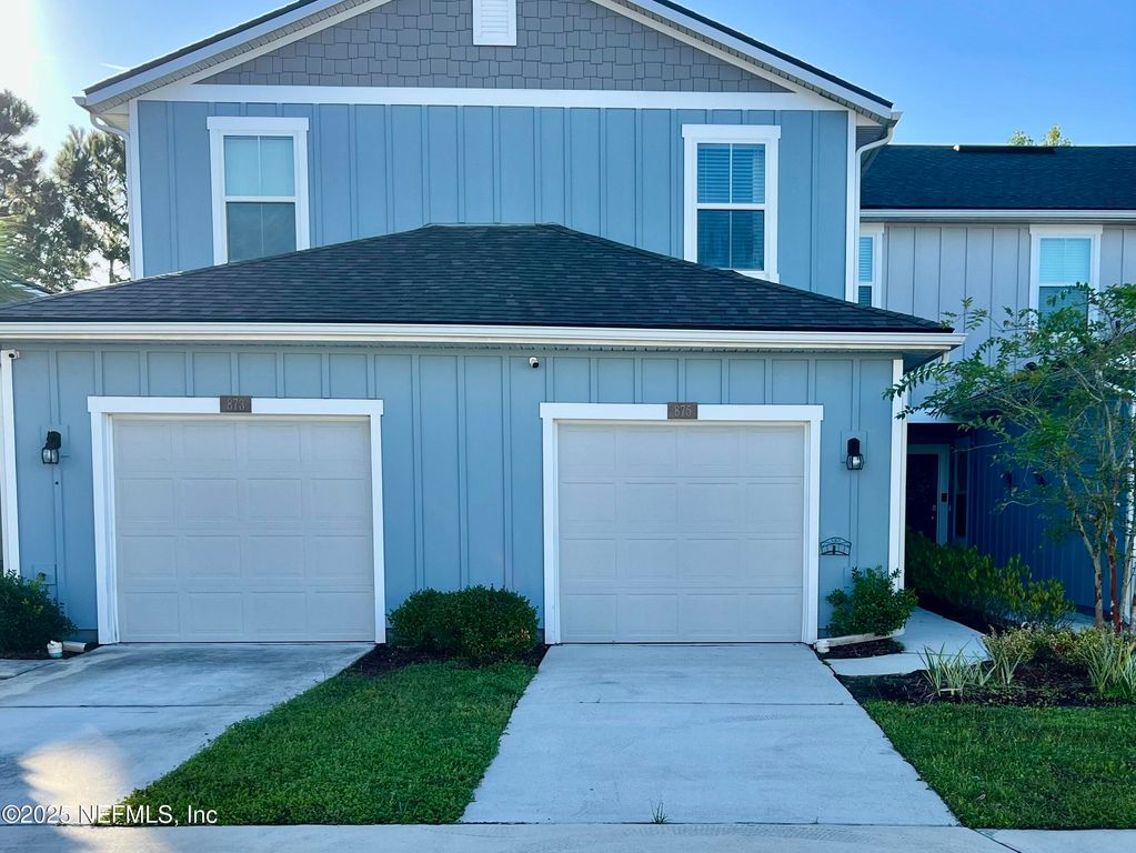 875 CAPITOL Parkway, Jacksonville, FL 32218